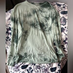 Old navy size medium- unisex